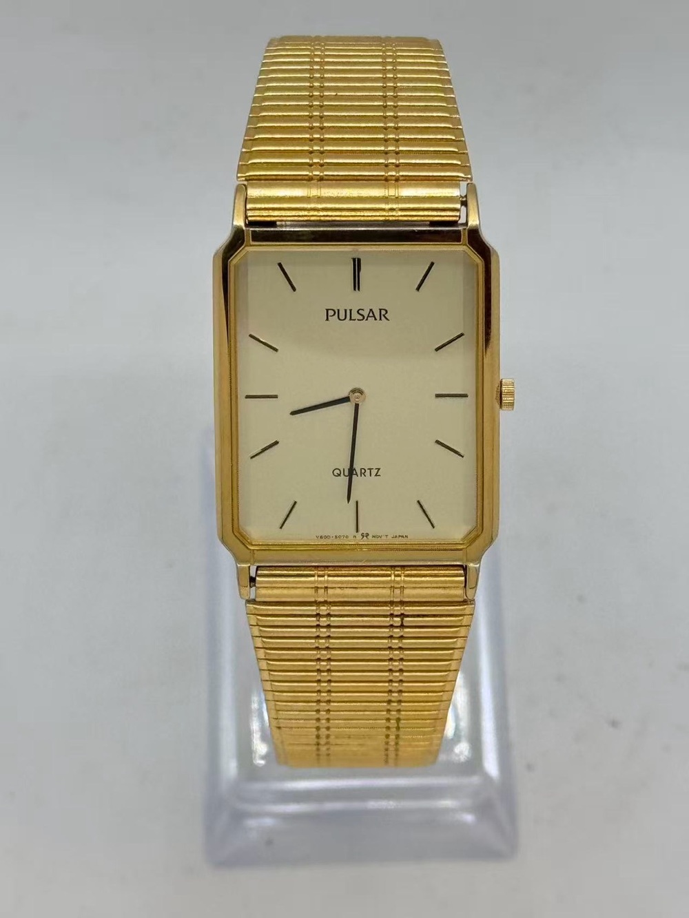 Vintage Pulsar Men’s Quartz Gold Tone Rectangular Watch 27mm New Battery Runs